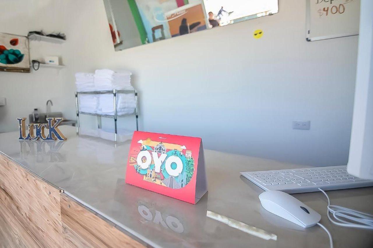 Oyo Hotel Plaza Las Torres, Cabo San Lucas Luaran gambar
